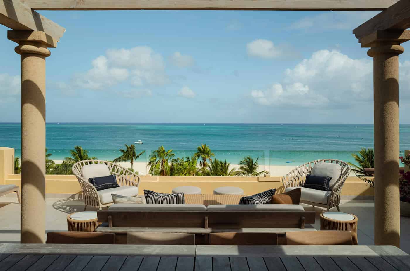 GBC – B500 – Penthouse with a Crystal Blue View